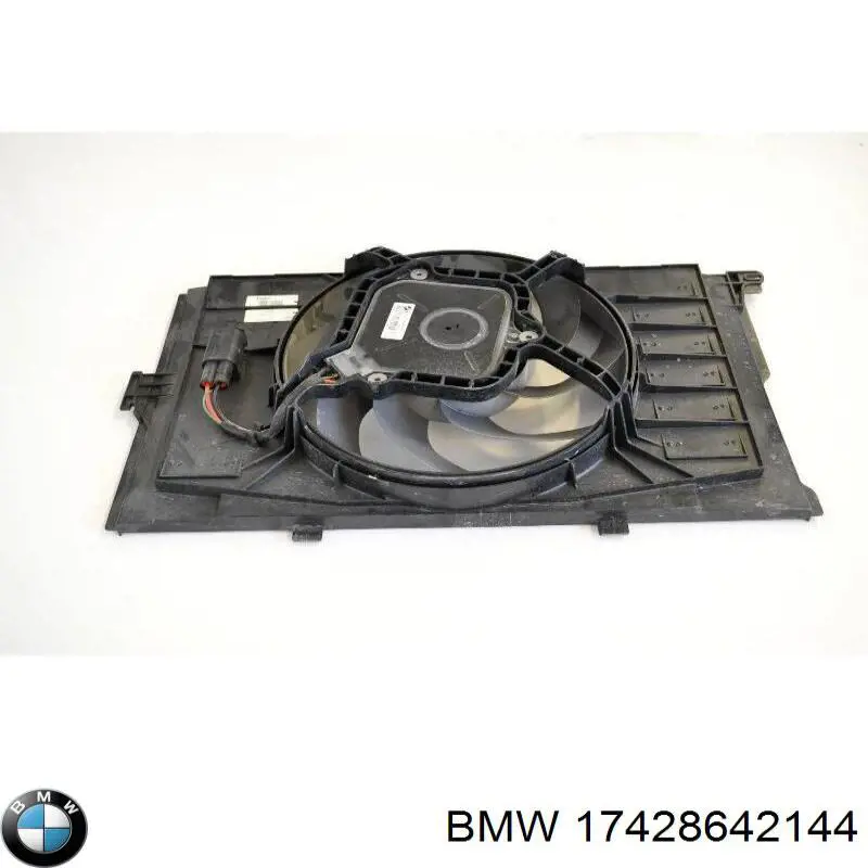 17428642144 BMW Дифузор радіатора охолодження, в зборі з мотором і крильчаткою