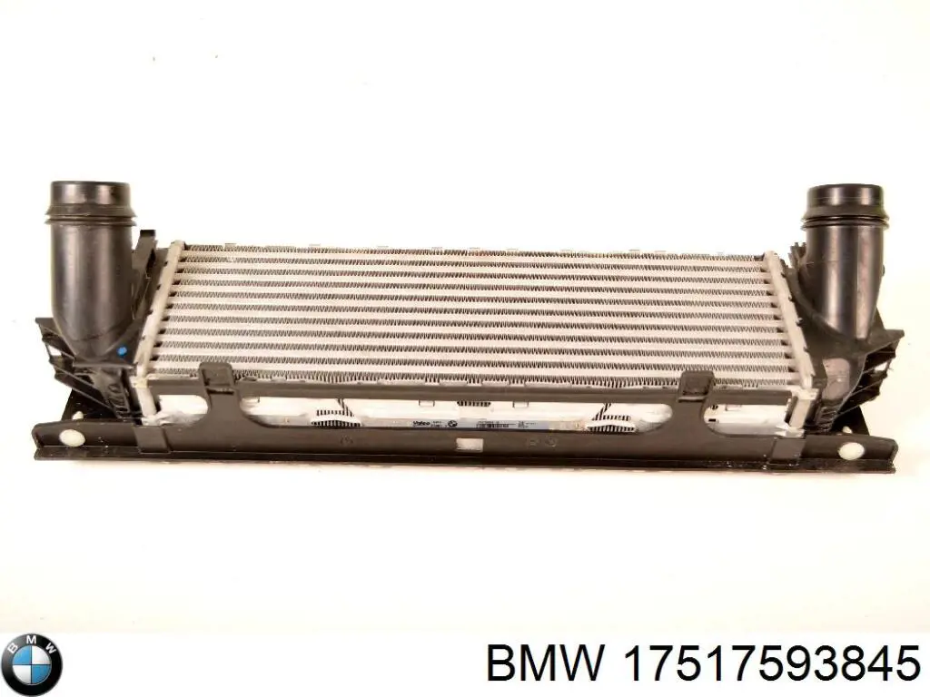 17517593845 BMW радіатор интеркуллера
