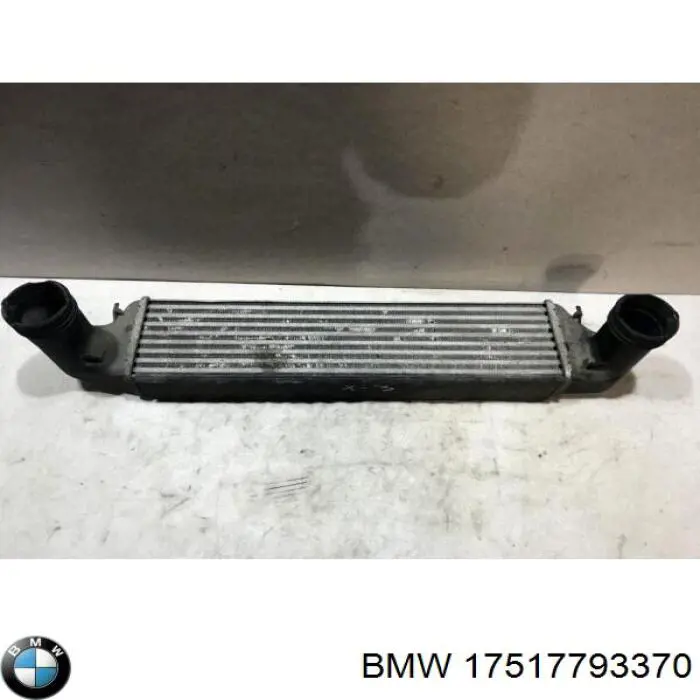 Купити 17517793370 BMW Радіатор интеркуллера