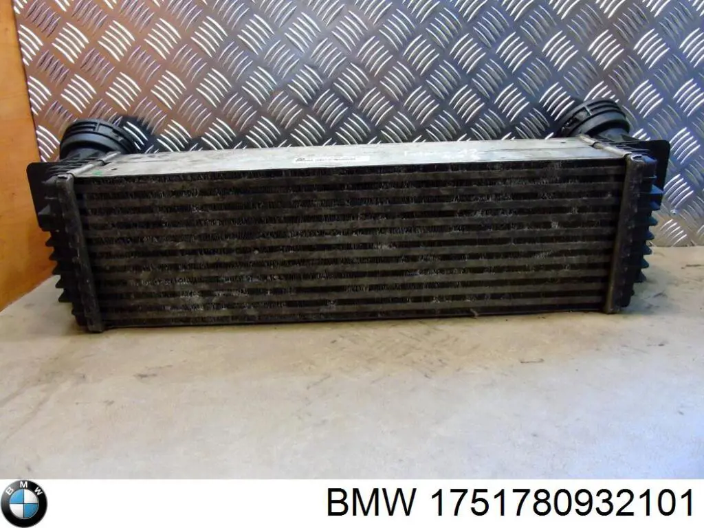 1751780932101 BMW Охолоджувач наддувочного повітря