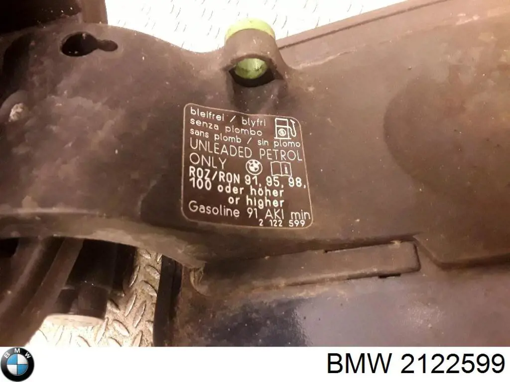  2122599 BMW