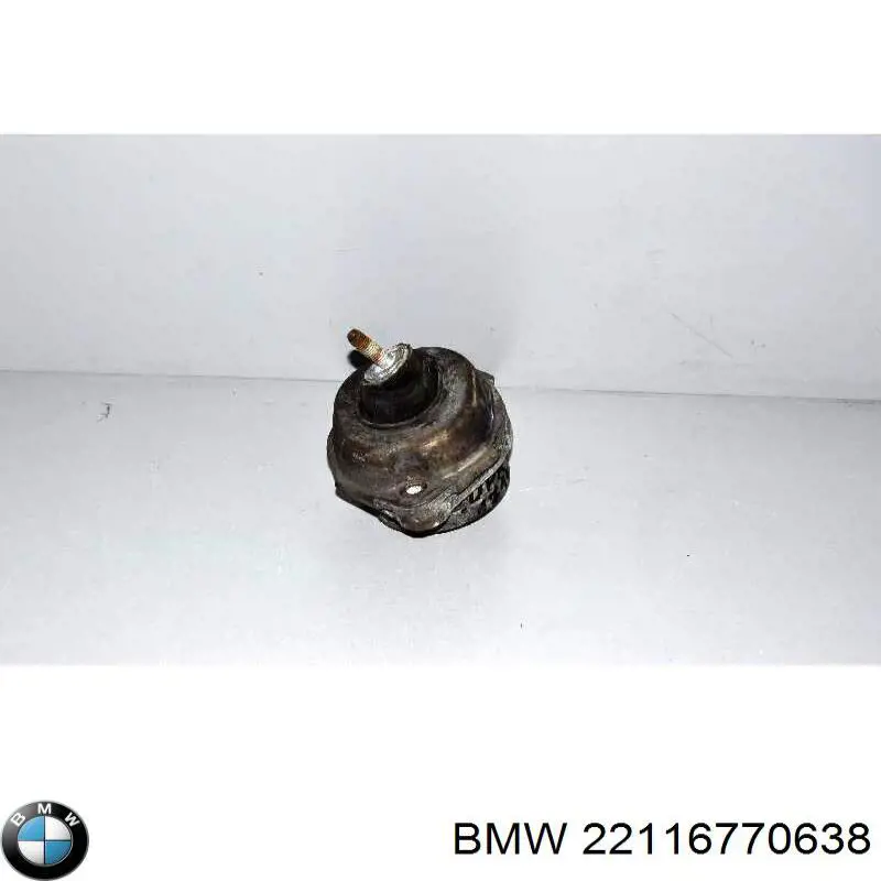 Подушка (опора) двигуна ліва/права 22116770638 BMW