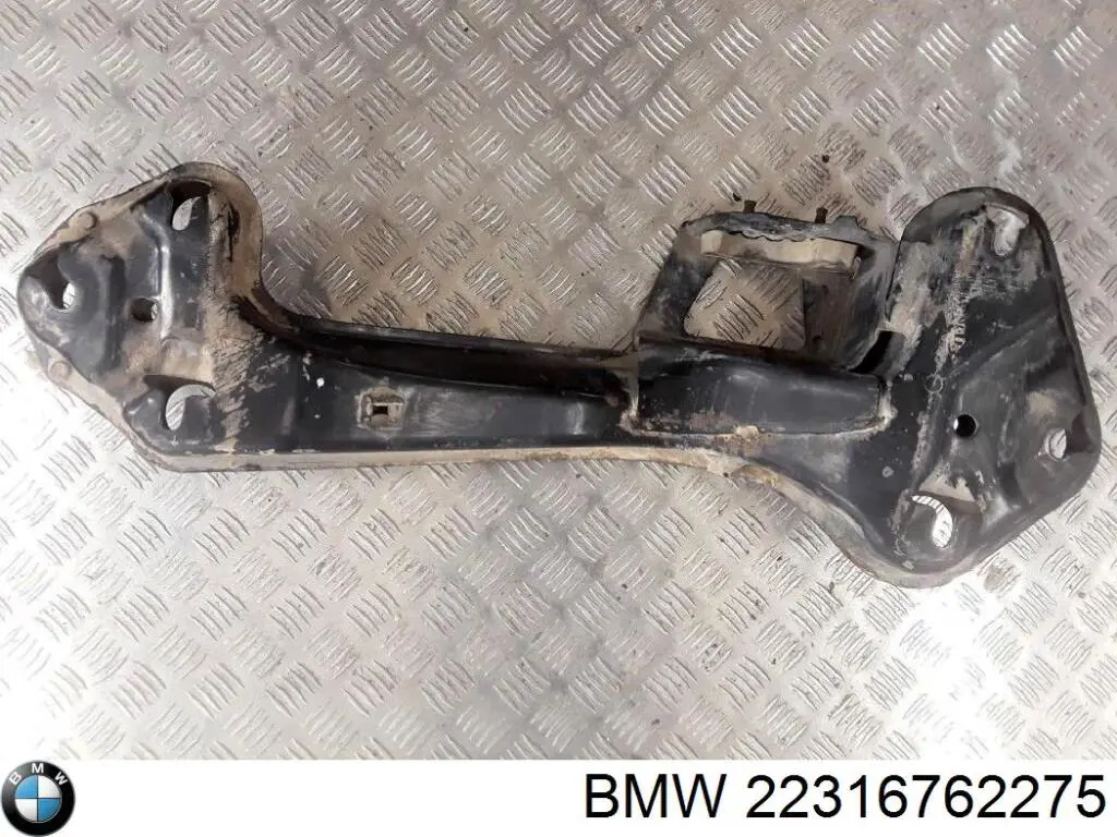 22316762275 BMW Кріплення коробки передач