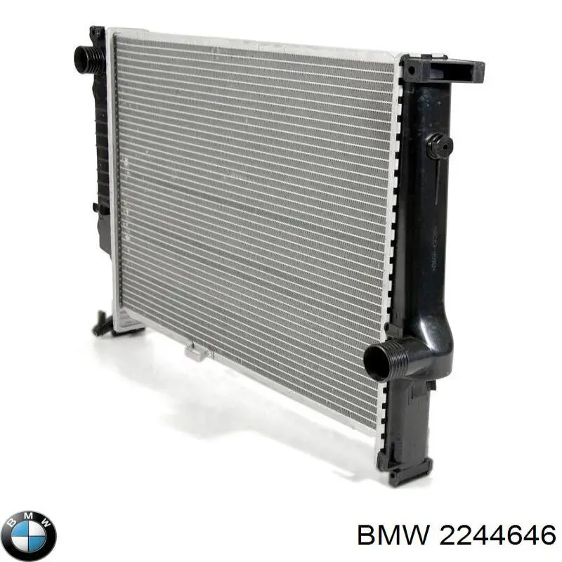 Радіатор 2244646 BMW