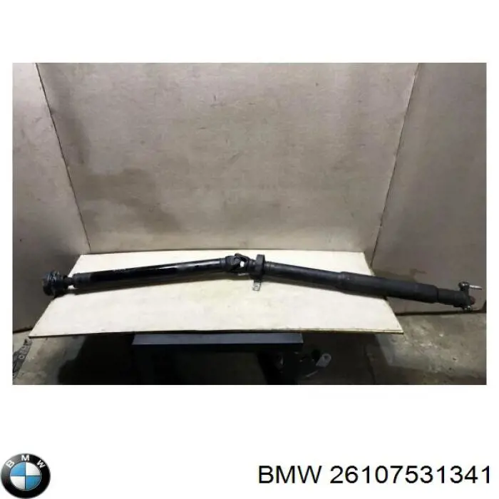 Купити 26107531341 BMW Кардан задній