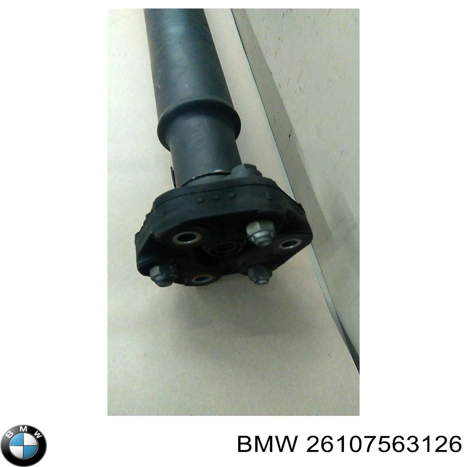 26107563126 BMW Вал карданний основний заднього моста