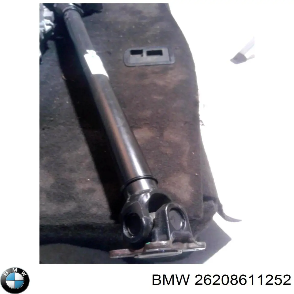 Купити 26208611252 BMW Кардан передній