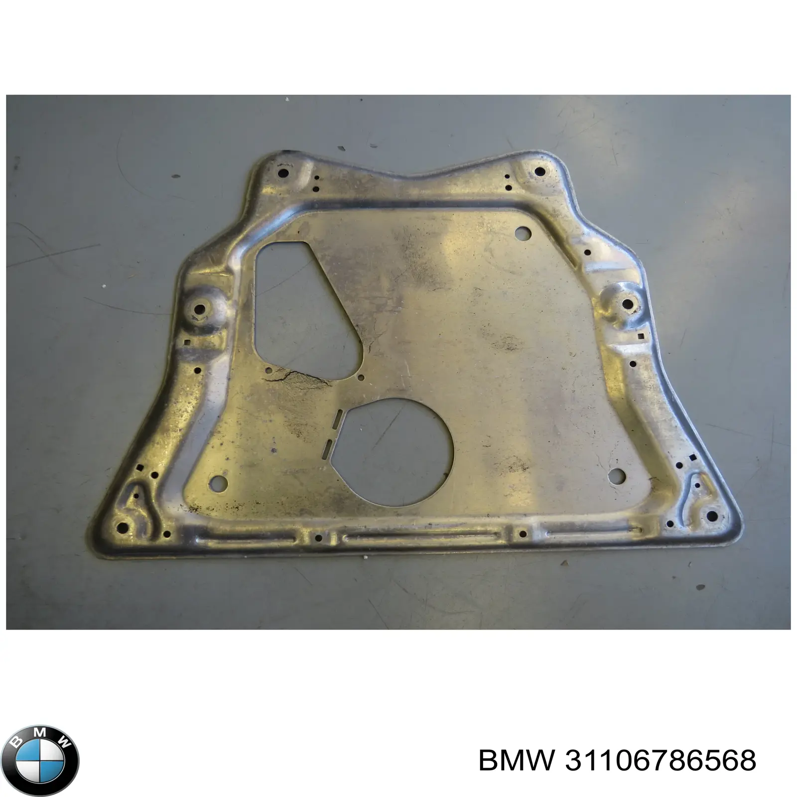 6773000 BMW Захист піддона двигуна
