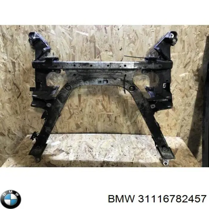 Купити 31116782457 BMW Підрамник передній