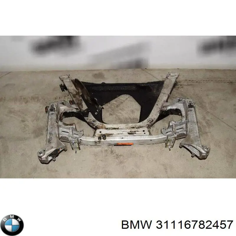 Купити Підрамник передній BMW 7  E65, E66, E67