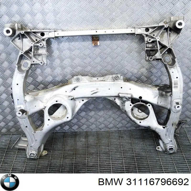 Передня балка на BMW 5  F10