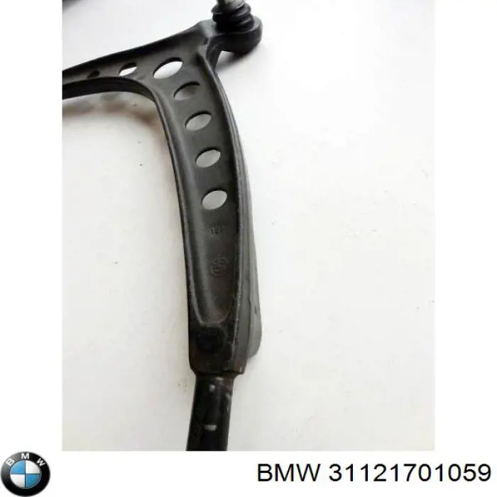 Купити 31121701059 BMW Лівий важіль передній нижній підвіски