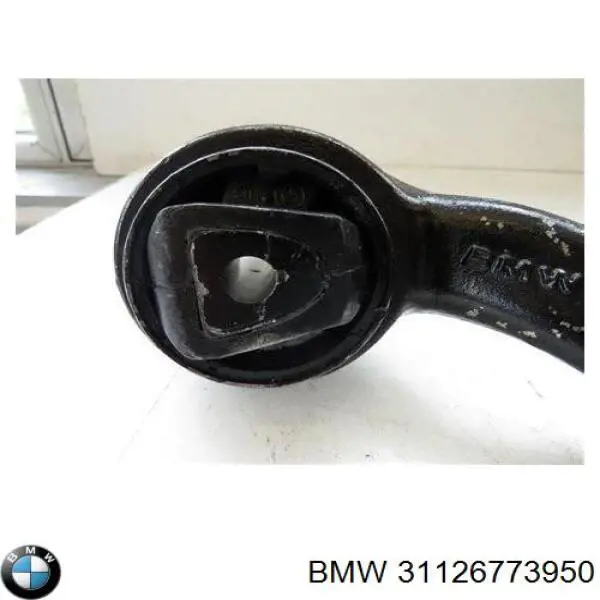 Важіль передньої підвіски нижній, правий 31126773950 BMW