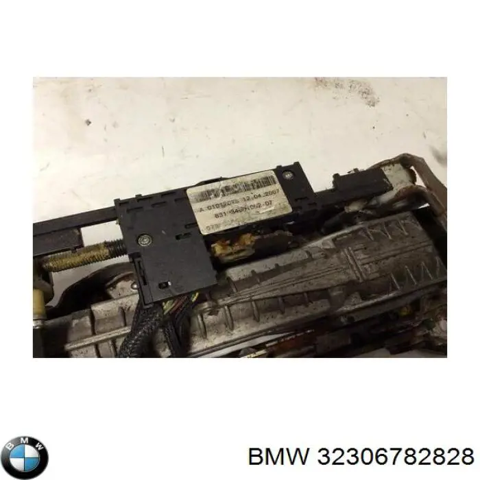 Колонка рульового управління на BMW X5  E70