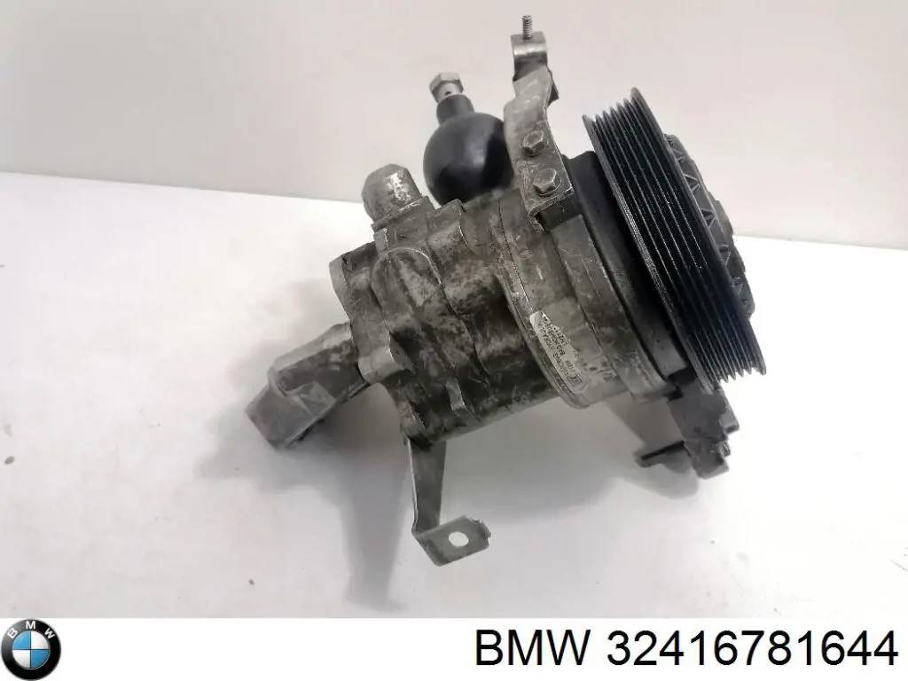Купити 32416781644 BMW Насос гідравліки