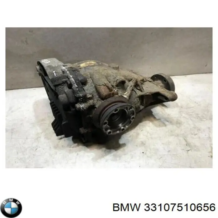 33107510656 BMW Задній редуктор