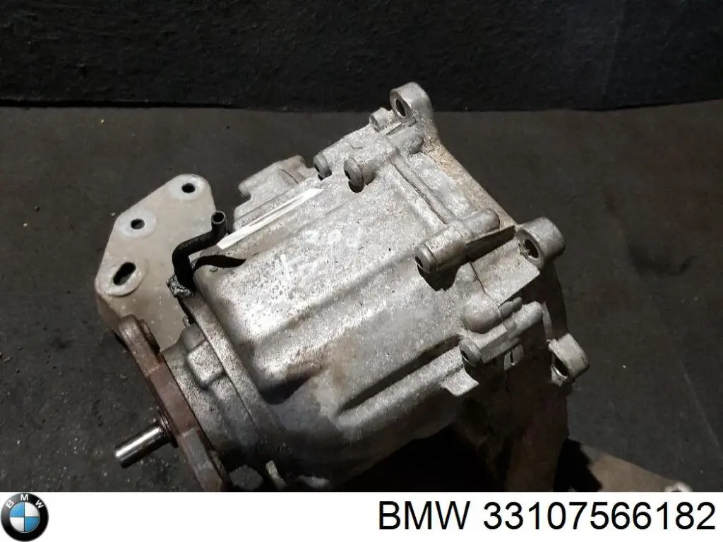 Купити 33107566182 BMW 