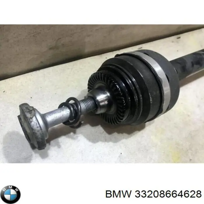 33208664628 BMW Піввісь задня, права