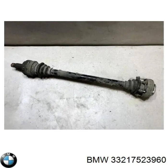 33217523964 BMW Піввісь задня, права