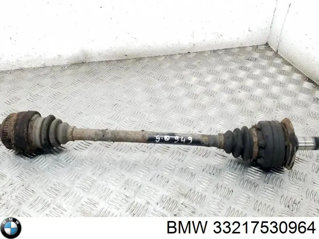 Піввісь задня, права BMW 33217530964 ціна, від 533.58 USD