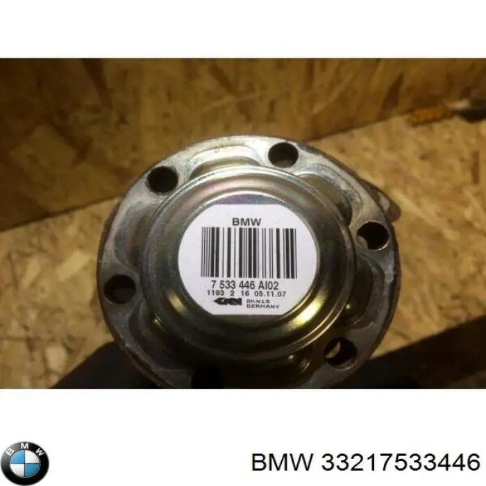 Купити 33217533446 BMW Піввісь задня, права