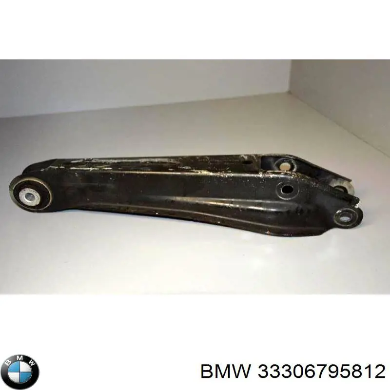 Купити 33306795812 BMW Важіль задньої підвіски нижній, лівий/правий