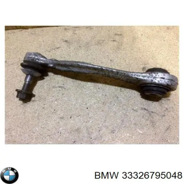 Купити 33326795048 BMW Важіль задньої підвіски поперечний, правий