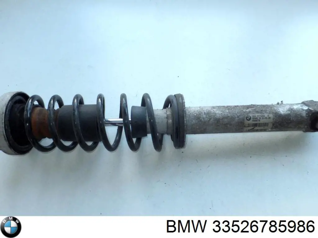 Купити 33526785986 BMW Стійка амортизатора задня