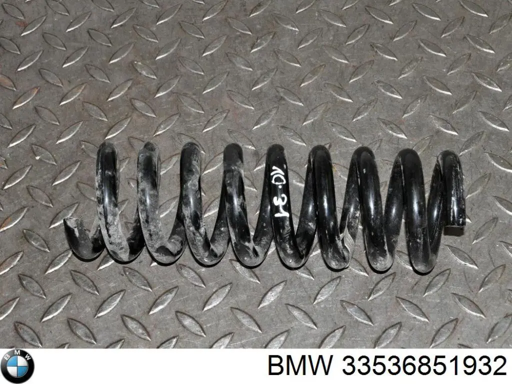 Купити 33536851932 BMW Задні пружини