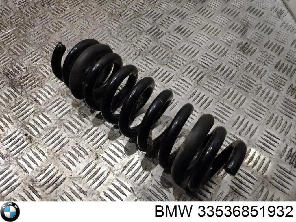 33536851932 BMW Пружина підвіски задня