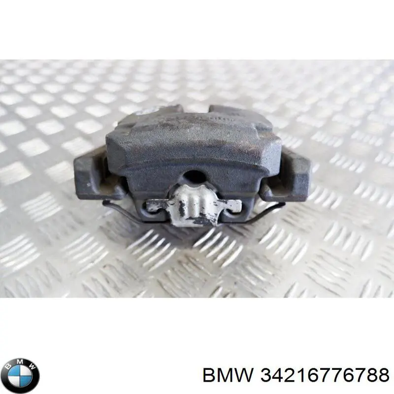 Купити 34216776788 BMW Супорт задній правий