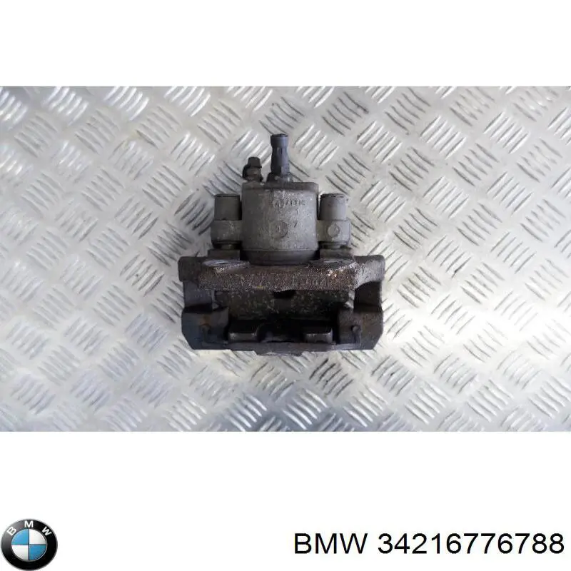 Супорт гальмівний задній правий 34216776788 BMW
