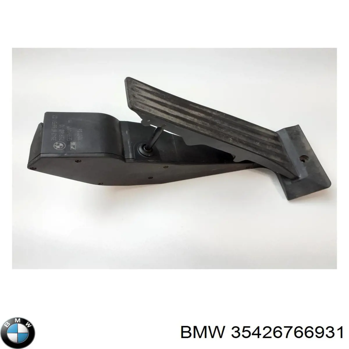 Підаль газу BMW 35406766931 ціна, від 12.67 USD