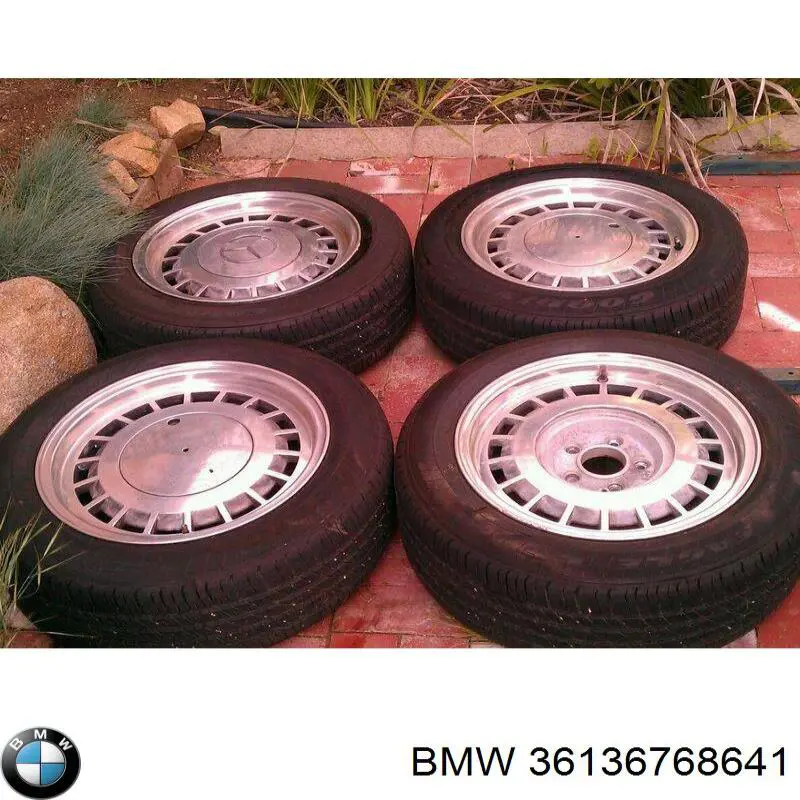 Купити 36136768641 BMW Автомобільні ковпаки