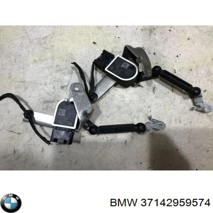 Купити 37142959574 BMW Датчик рівня положення кузова, задній