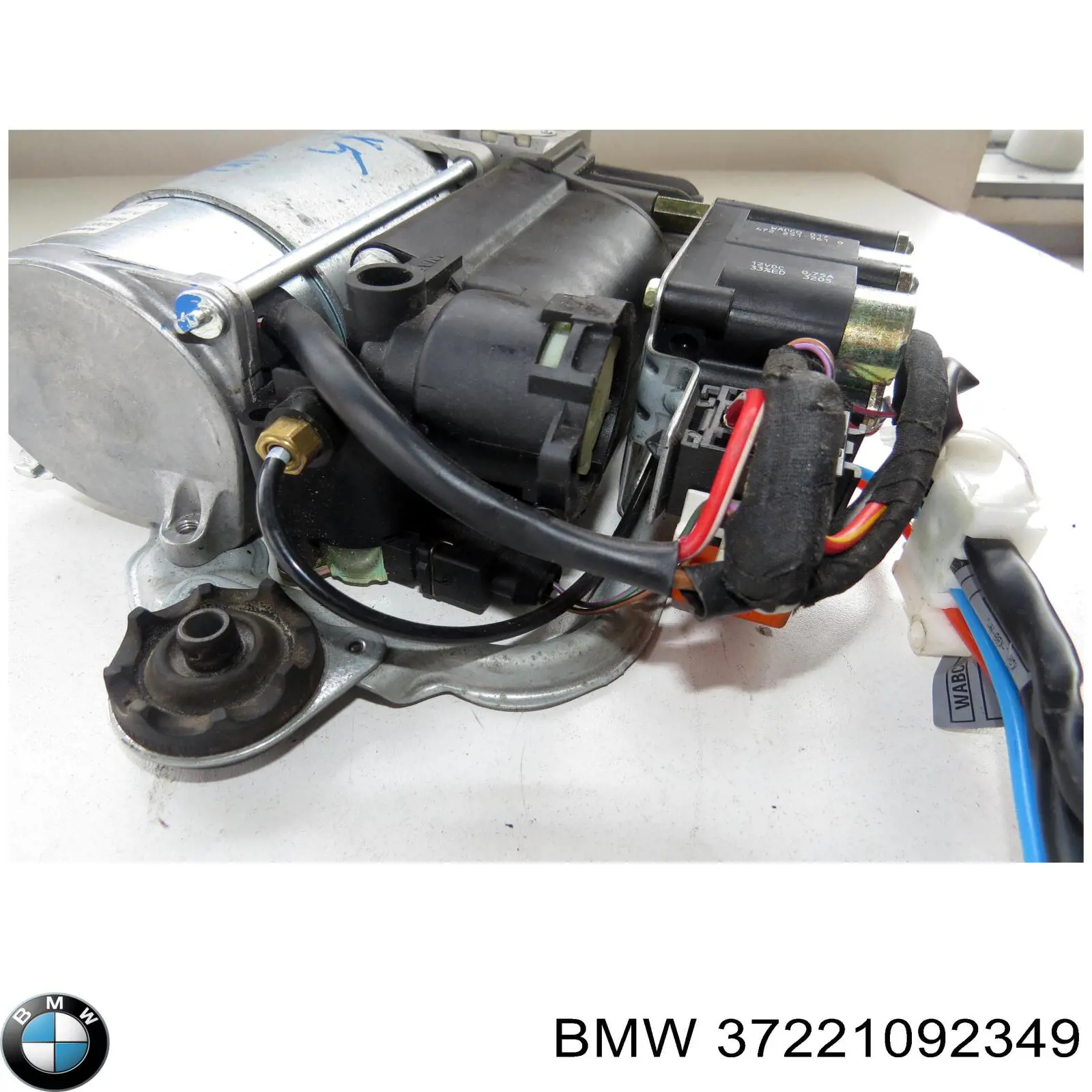 Компресор пневмопідкачки (амортизаторів) 37221092349 BMW