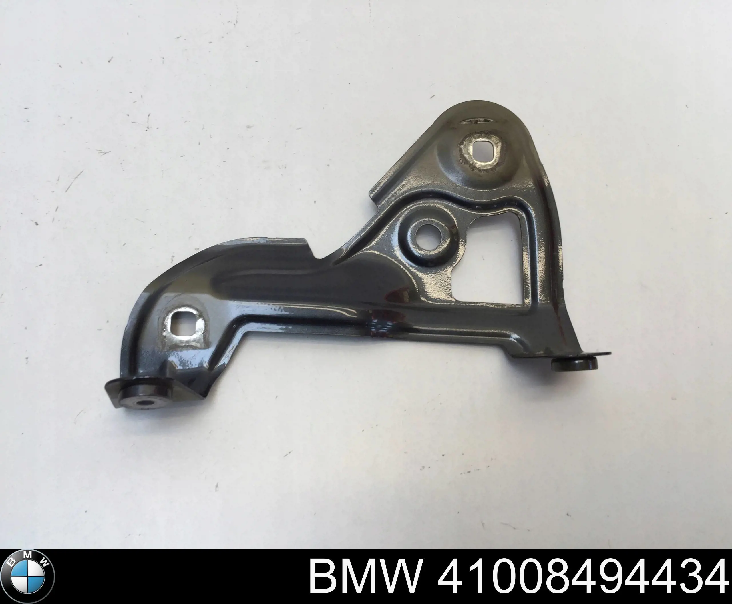 41008494434 BMW Кронштейн кріплення крила переднього правого, задній