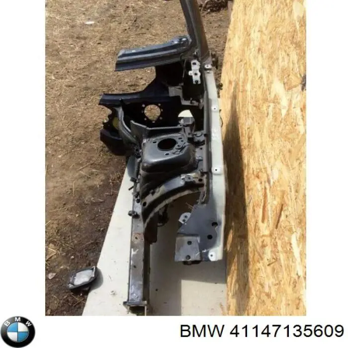 Купити 41147135609 BMW 