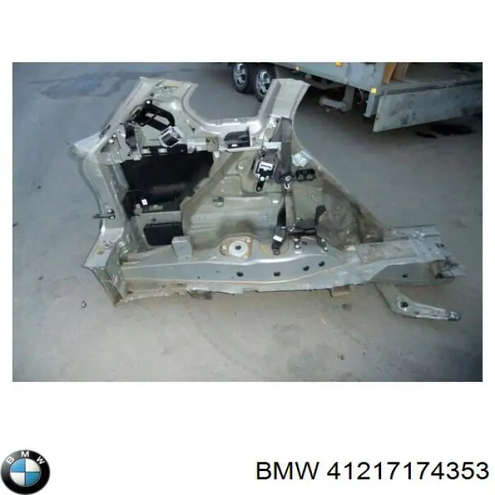 Купити 41217174353 BMW Крило заднє ліве