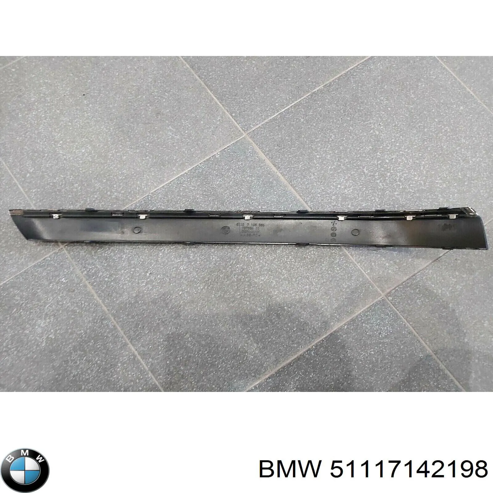 Молдинг переднього бампера, правий BMW 51117142198 ціна, від 38.92 USD