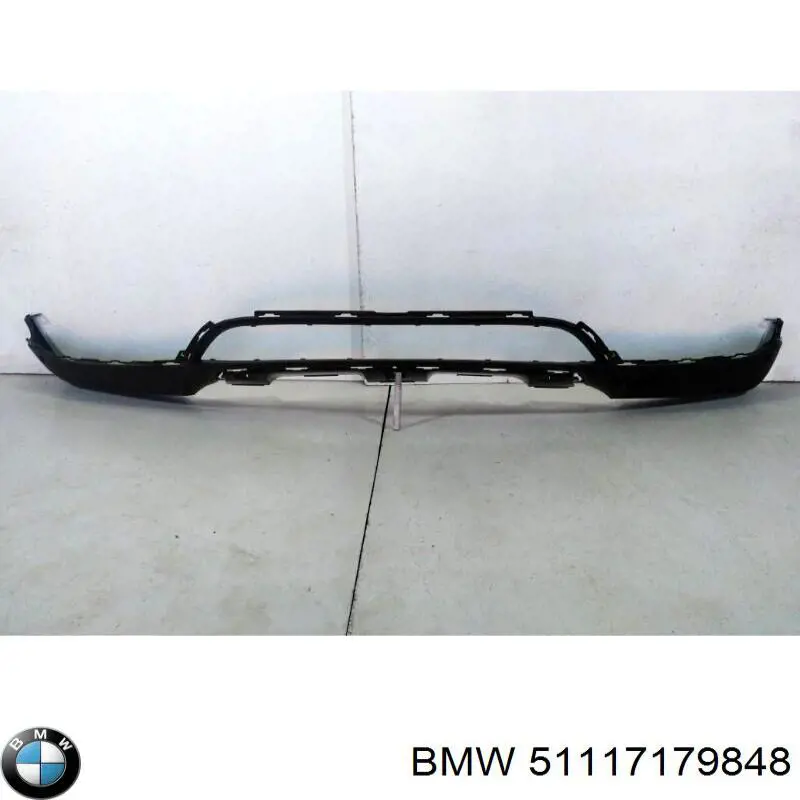 Накладка бампера переднього BMW 51117179848 ціна, від 69.33 USD