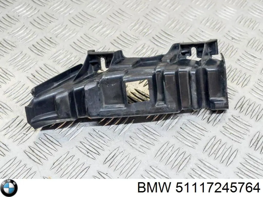 Направляюча переднього бампера, права BMW 51117245764 ціна, від 11.12 USD