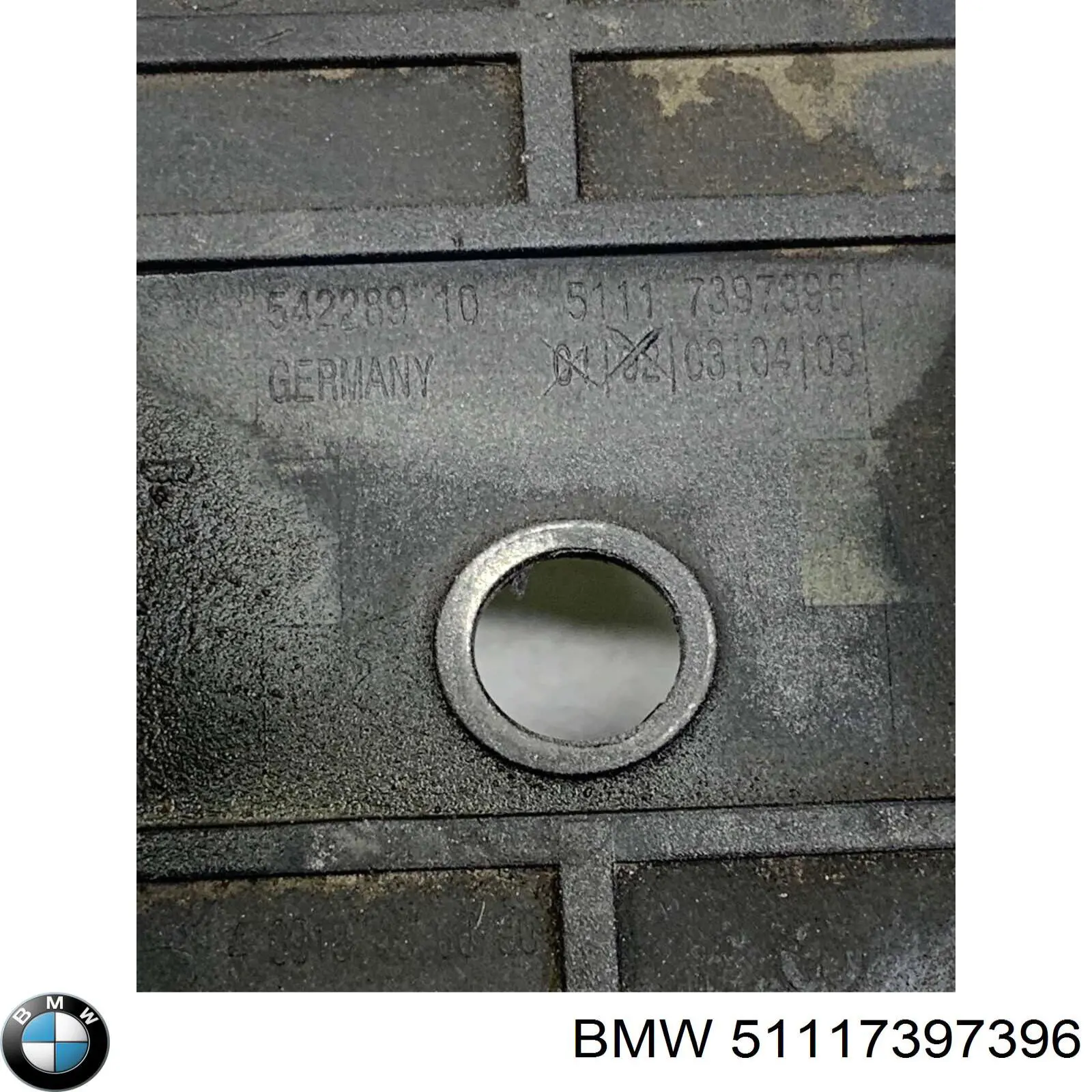 51117397396 BMW Направляюча переднього бампера