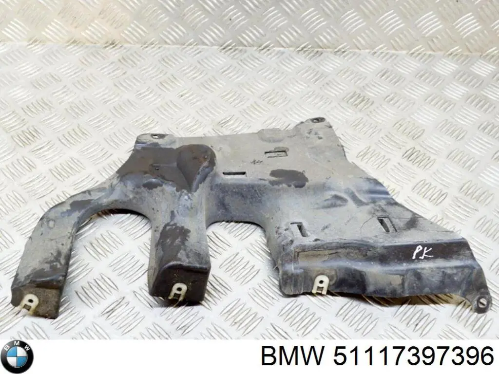 Направляюча переднього бампера 51117397396 BMW