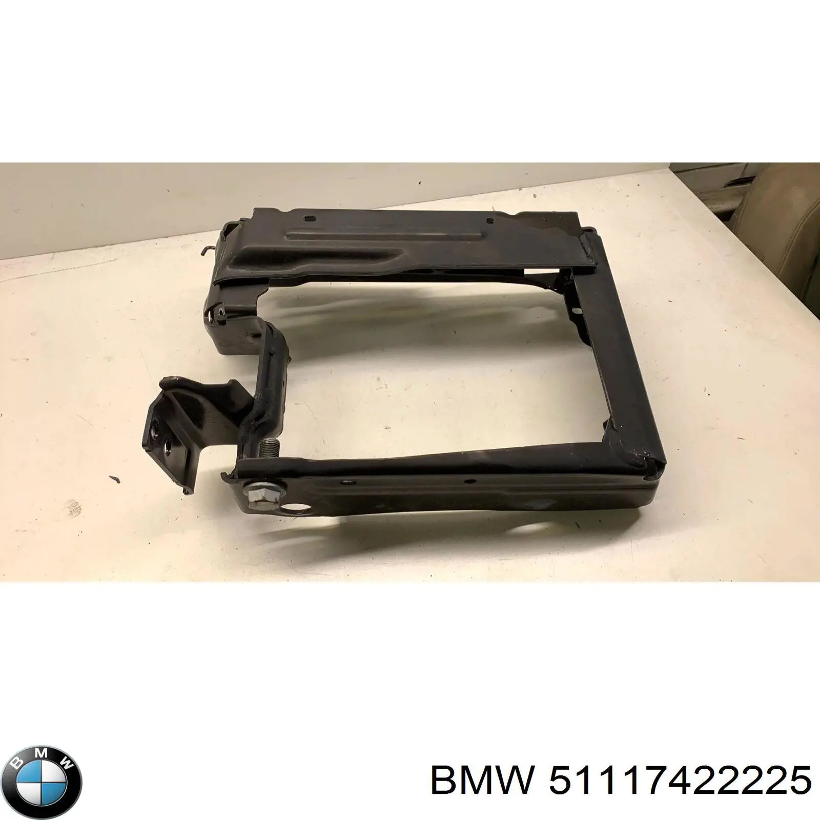  51117422225 BMW