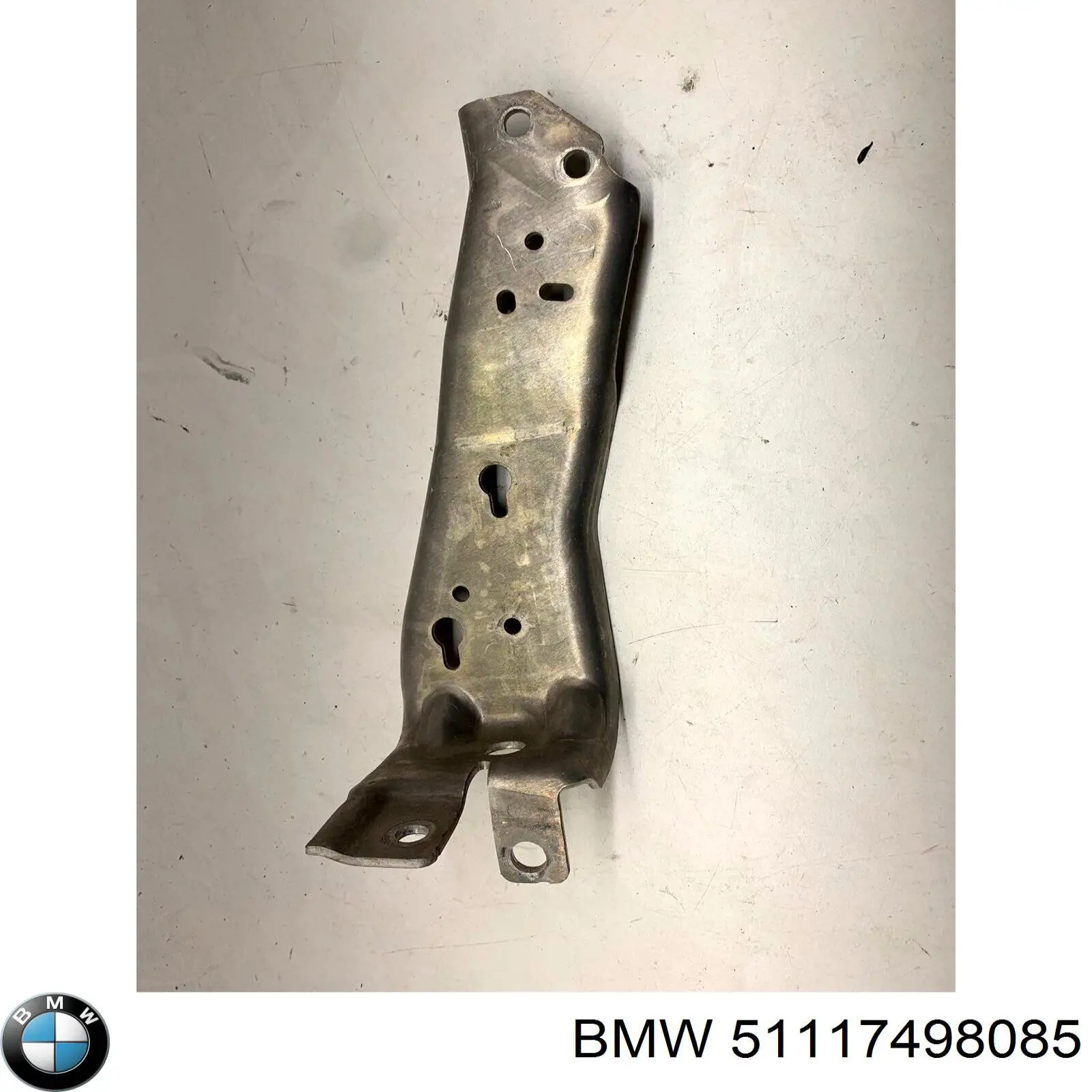 Купити 7301586 BMW Кронштейн підсилювача переднього бампера