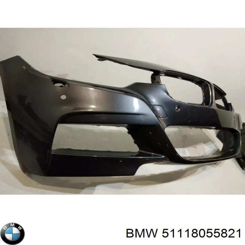 Передній бампер 51118055821 BMW