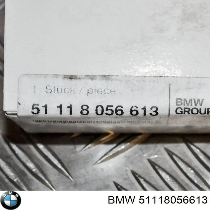 51118056613 BMW Накладка форсунки омивача фари передньої