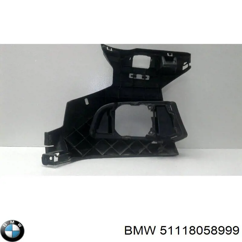 Купити 51118058999 BMW 