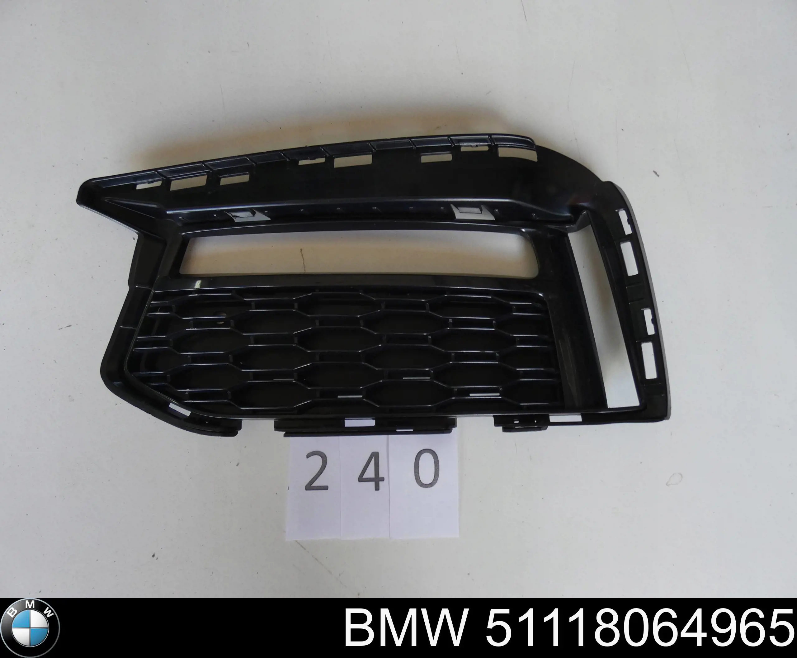Решітка переднього бампера, внутрішня ліва BMW 51118064965 ціна, від 14.81 USD